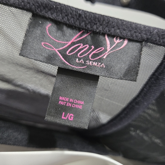 30) La SENZA Black Strappy Bustier - Picture 5 of 5